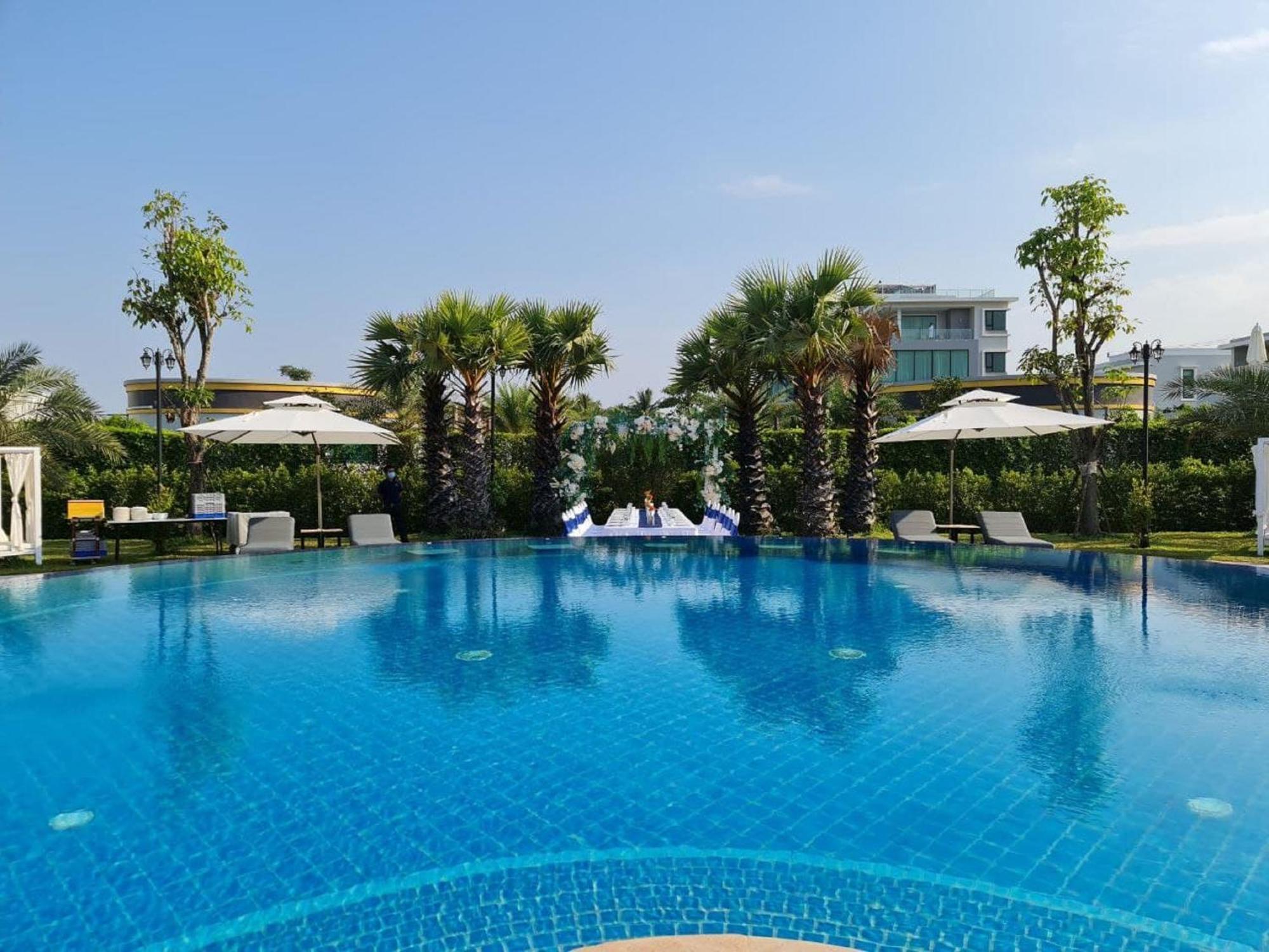 Castle Bayview Resort & Spa Kampot Kültér fotó