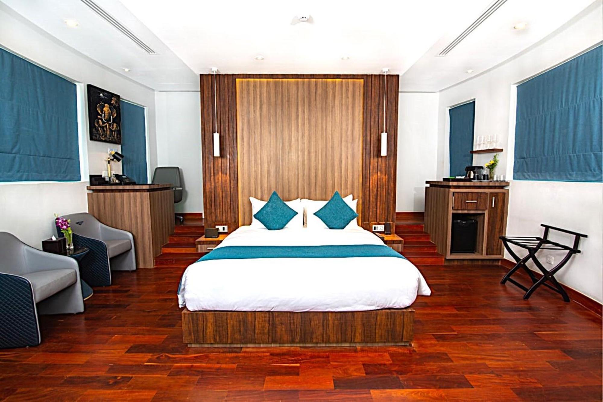Castle Bayview Resort & Spa Kampot Kültér fotó