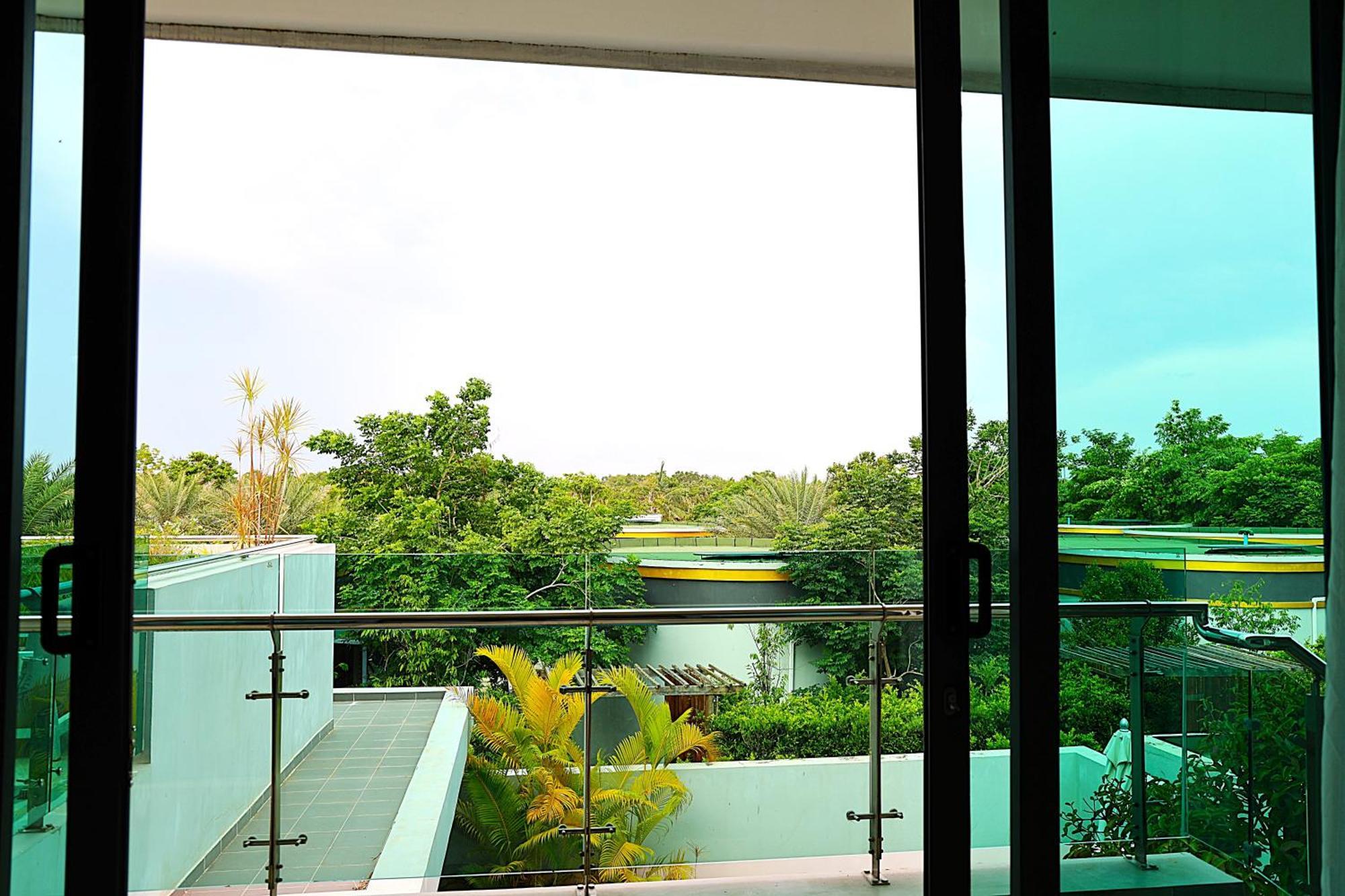 Castle Bayview Resort & Spa Kampot Kültér fotó